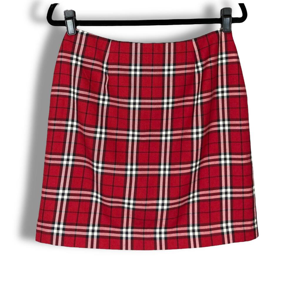 Chic Red Plaid Mini Skirt